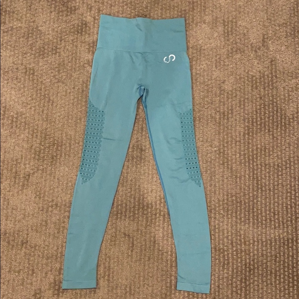Curves and Combat Boots leggings